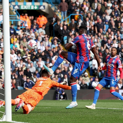 พาเลซรัวกระสุน!! ลีดส์แพ้ยับ 5-1
